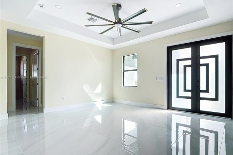 Casa en venta en Lehigh Acres, Florida, 3 dormitorios, 120.77 m2 № 2080217 - foto 10