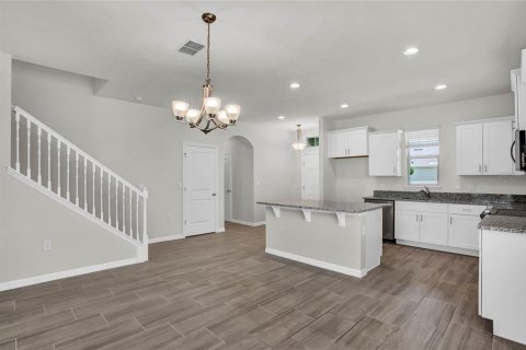 House in Winter Garden, Florida 3 bedrooms, 188.31 sq.m. № 1834722 - photo 9