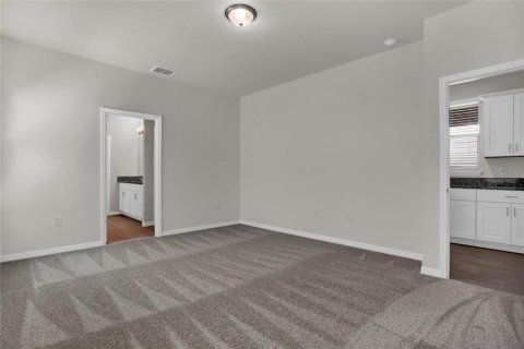 House in Winter Garden, Florida 3 bedrooms, 188.31 sq.m. № 1834722 - photo 16