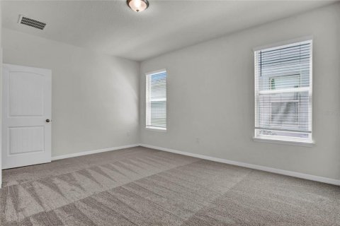 House in Winter Garden, Florida 3 bedrooms, 188.31 sq.m. № 1834722 - photo 18