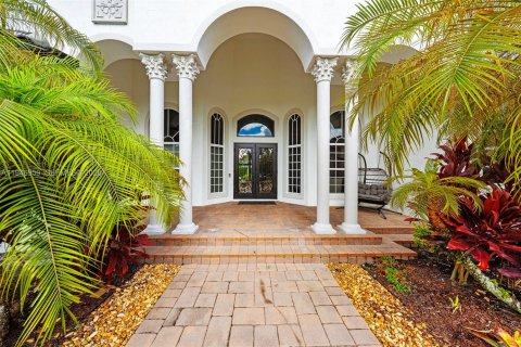 Купить виллу или дом в Дейви, Флорида 4 спальни, 443.7м2, № 2004285 - фото 5