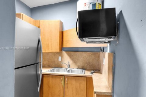 Купить виллу или дом в Майами, Флорида 4 спальни, 144.28м2, № 1995390 - фото 18