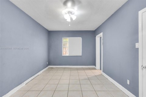 Купить виллу или дом в Майами, Флорида 4 спальни, 144.28м2, № 1995390 - фото 17