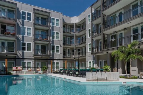 Appartement à louer à Orlando, Floride: 2 chambres, 105.63 m2 № 2212918 - photo 2