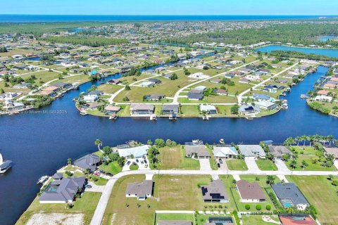 Land in Cape Coral, Florida № 2158448 - photo 22