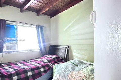 Villa ou maison à vendre à Miami, Floride: 3 chambres, 121.98 m2 № 1976022 - photo 11