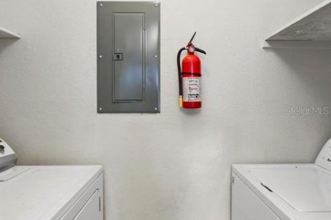 Copropriété à vendre à Orlando, Floride: 3 chambres, 106.84 m2 № 1609466 - photo 25