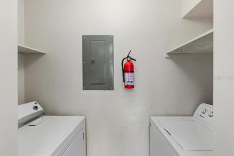Copropriété à vendre à Orlando, Floride: 3 chambres, 106.84 m2 № 1609466 - photo 26