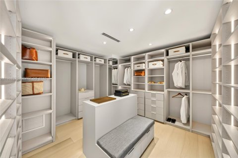 Купить виллу или дом в Майами, Флорида 4 спальни, № 2050930 - фото 26