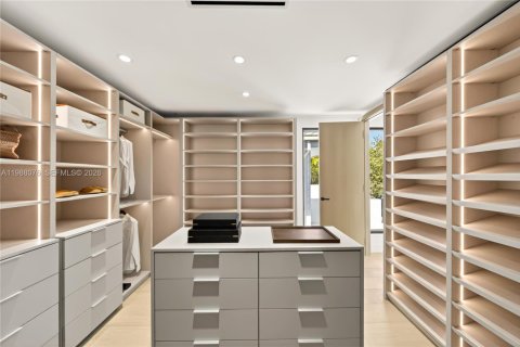 Купить виллу или дом в Майами, Флорида 4 спальни, № 2050930 - фото 27