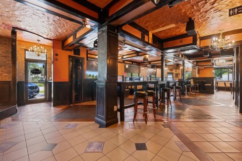 Commercial property in Oakland Park, Florida № 2081929 - photo 11