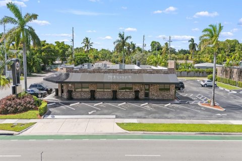 Commercial property in Oakland Park, Florida № 2081929 - photo 3