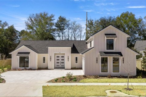 Casa en Gainesville, Florida 5 dormitorios, 338.81 m2 № 2114933