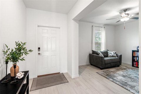 Casa en venta en Land O' Lakes, Florida, 5 dormitorios, 269.04 m2 № 1917695 - foto 6