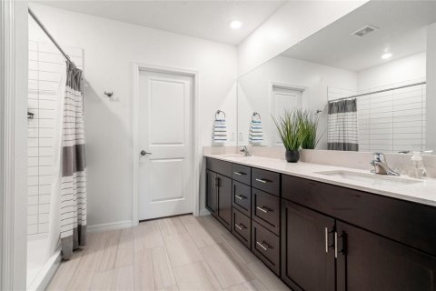 Casa en venta en Land O' Lakes, Florida, 5 dormitorios, 269.04 m2 № 1917695 - foto 21