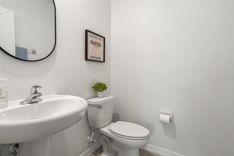 Casa en venta en Land O' Lakes, Florida, 5 dormitorios, 269.04 m2 № 1917695 - foto 19