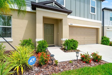 Casa en venta en Land O' Lakes, Florida, 5 dormitorios, 269.04 m2 № 1917695 - foto 5