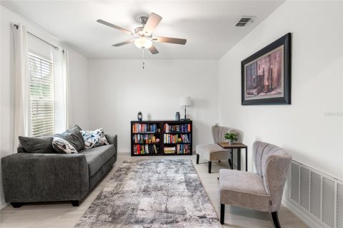Casa en venta en Land O' Lakes, Florida, 5 dormitorios, 269.04 m2 № 1917695 - foto 7