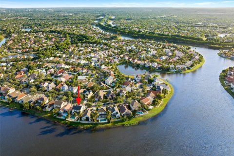 Villa ou maison à vendre à Weston, Floride: 5 chambres, 247.96 m2 № 1953566 - photo 9