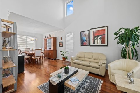 Villa ou maison à vendre à Weston, Floride: 5 chambres, 247.96 m2 № 1953566 - photo 18