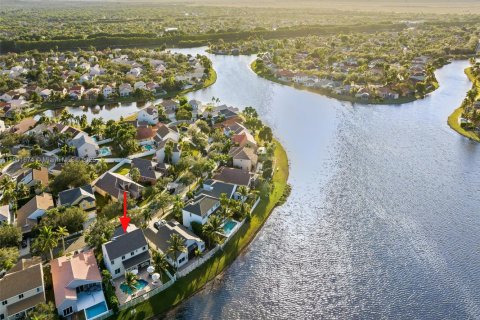 Villa ou maison à vendre à Weston, Floride: 5 chambres, 247.96 m2 № 1953566 - photo 8