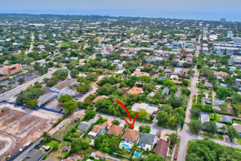 Купить виллу или дом в Делрей-Бич, Флорида 3 спальни, 134.52м2, № 1179838 - фото 1