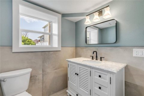 Villa ou maison à vendre à New Smyrna Beach, Floride: 4 chambres, 303.6 m2 № 2306319 - photo 20