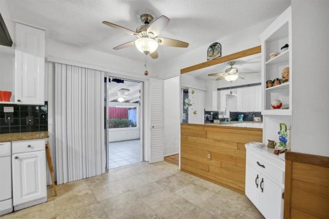 Купить виллу или дом в Оберндейл, Флорида 8 комнат, 125.42м2, № 2209006 - фото 11