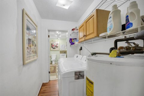 Купить виллу или дом в Оберндейл, Флорида 8 комнат, 125.42м2, № 2209006 - фото 26