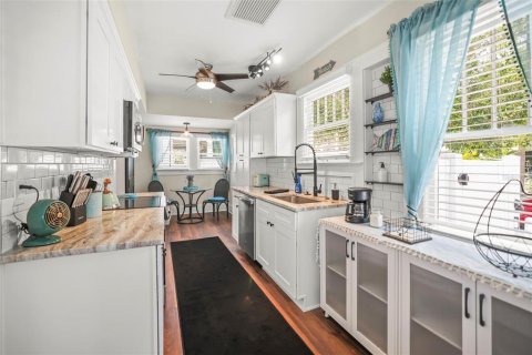Villa ou maison à vendre à Saint Petersburg, Floride: 2 chambres, 97.18 m2 № 2140191 - photo 12