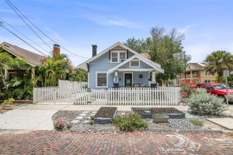 Casa en Saint Petersburg, Florida 2 dormitorios, 97.18 m2 № 2140191