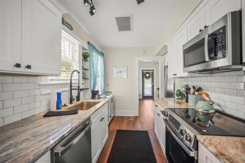 Villa ou maison à vendre à Saint Petersburg, Floride: 2 chambres, 97.18 m2 № 2140191 - photo 5