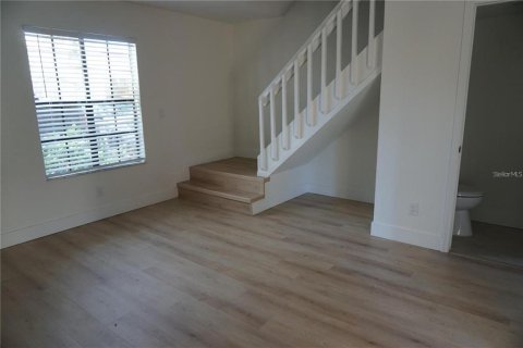 Townhouse in Clearwater, Florida 2 bedrooms, 104.05 sq.m. № 2204659 - photo 10
