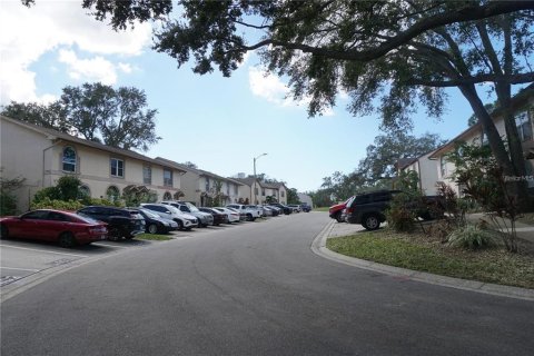 Townhouse in Clearwater, Florida 2 bedrooms, 104.05 sq.m. № 2204659 - photo 29