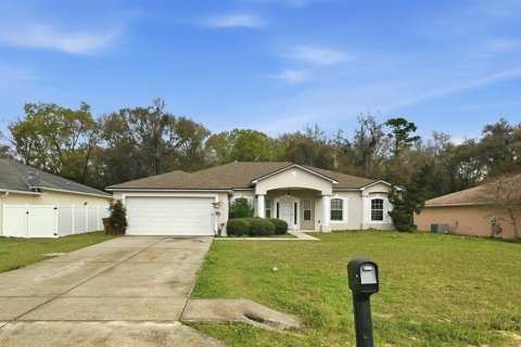 Casa en Ocala, Florida 4 dormitorios, 208.01 m2 № 2105090