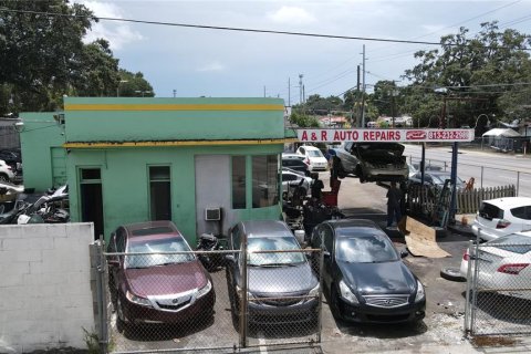 Commercial property in Tampa, Florida 145.39 sq.m. № 789759 - photo 3