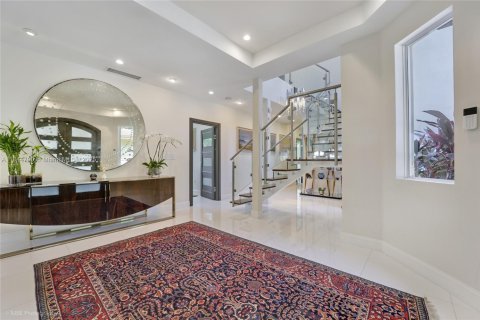 Casa en venta en Miami, Florida, 5 dormitorios, 326.27 m2 № 1841114 - foto 16