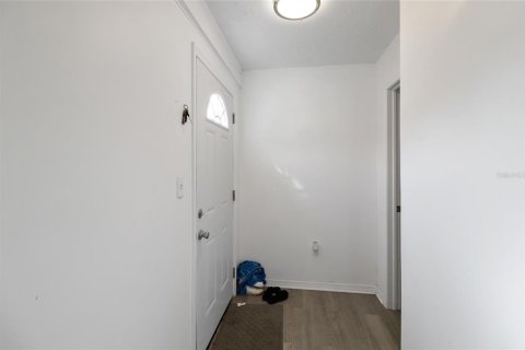 Immobilier commercial à vendre à North Port, Floride: 5 chambres, 219.9 m2 № 1409650 - photo 4
