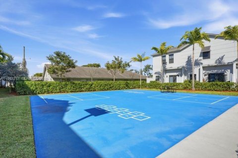 Touwnhouse à louer à Pompano Beach, Floride: 3 chambres, 148.36 m2 № 2023395 - photo 25