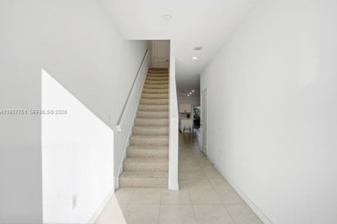 Touwnhouse à louer à Pompano Beach, Floride: 3 chambres, 148.36 m2 № 2023395 - photo 12