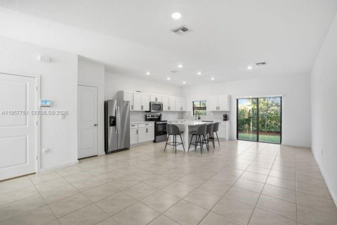 Touwnhouse à louer à Pompano Beach, Floride: 3 chambres, 148.36 m2 № 2023395 - photo 7
