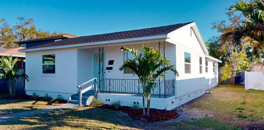 Villa ou maison à Saint Petersburg, Floride 2 chambres, 92.72 m2 № 1547229
