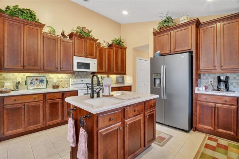 House in Leesburg, Florida 3 bedrooms, 237.64 sq.m. № 1917605 - photo 14