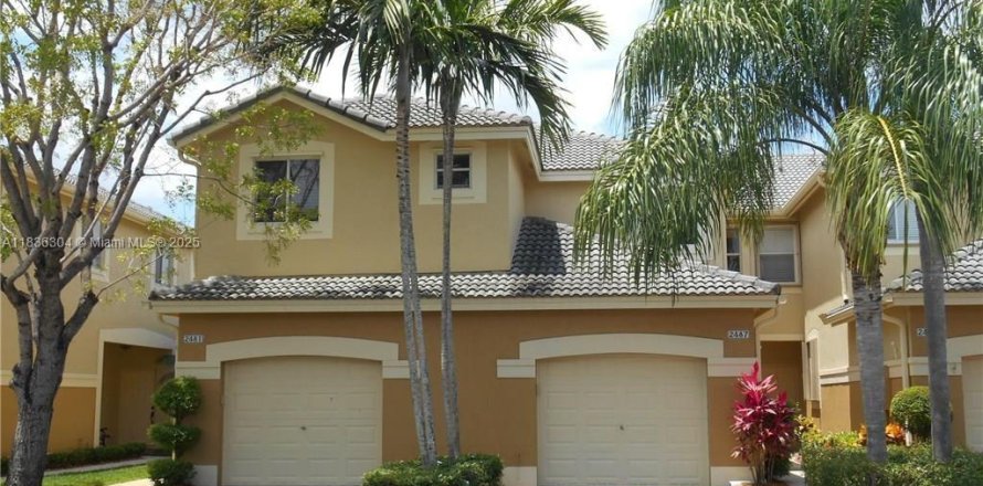 Adosado en Weston, Florida 3 dormitorios, 135.73 m2 № 1823829