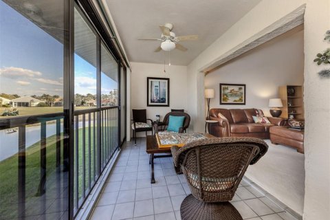 Condo in Venice, Florida, 2 bedrooms  № 1918167 - photo 8