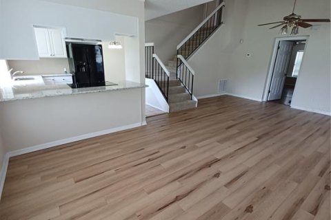Casa en venta en Orlando, Florida, 3 dormitorios, 119.29 m2 № 1911793 - foto 13