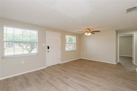 Casa en alquiler en Holiday, Florida, 4 dormitorios, 148.92 m2 № 1912712 - foto 3