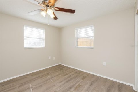 Casa en alquiler en Holiday, Florida, 4 dormitorios, 148.92 m2 № 1912712 - foto 12