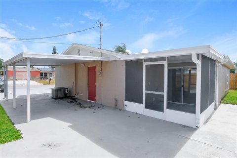 Casa en alquiler en Holiday, Florida, 4 dormitorios, 148.92 m2 № 1912712 - foto 15
