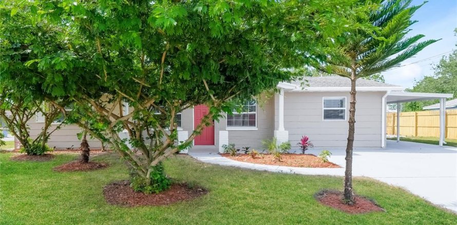 Casa en Holiday, Florida 4 dormitorios, 148.92 m2 № 1912712